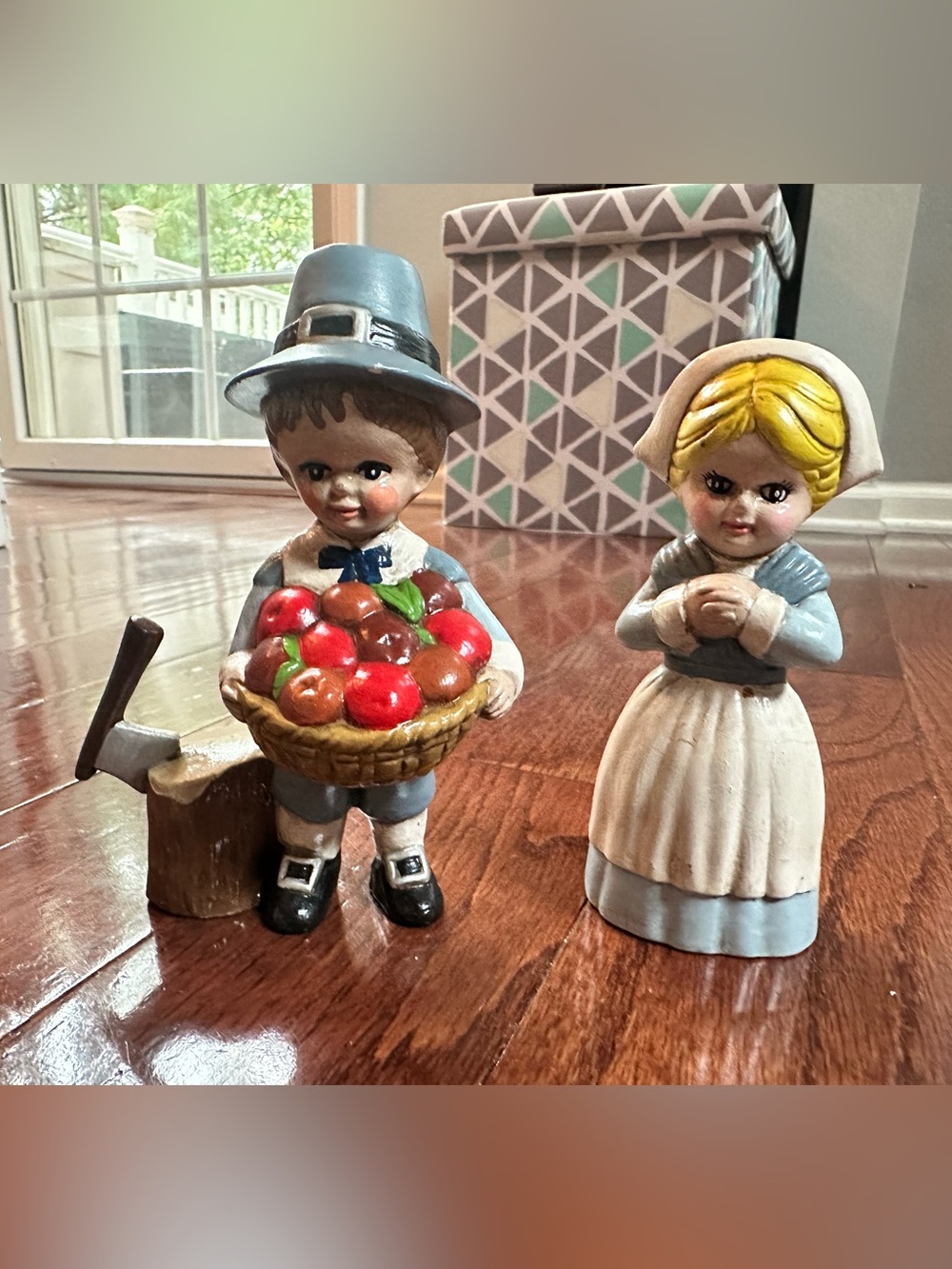 Vintage Ceramic Pilgrim Figurines Set of 2 – Thanksgiving Fall Decor